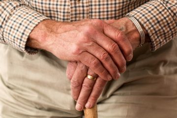 Aider les seniors à rester le plus longtemps chez eux